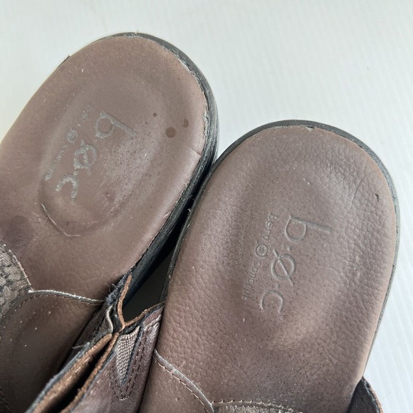 BOC Born Women's Sz 8 Brown Leather Slip On Clogs 2" Wedge Mules Y2K Buckle - Picture 5 of 12